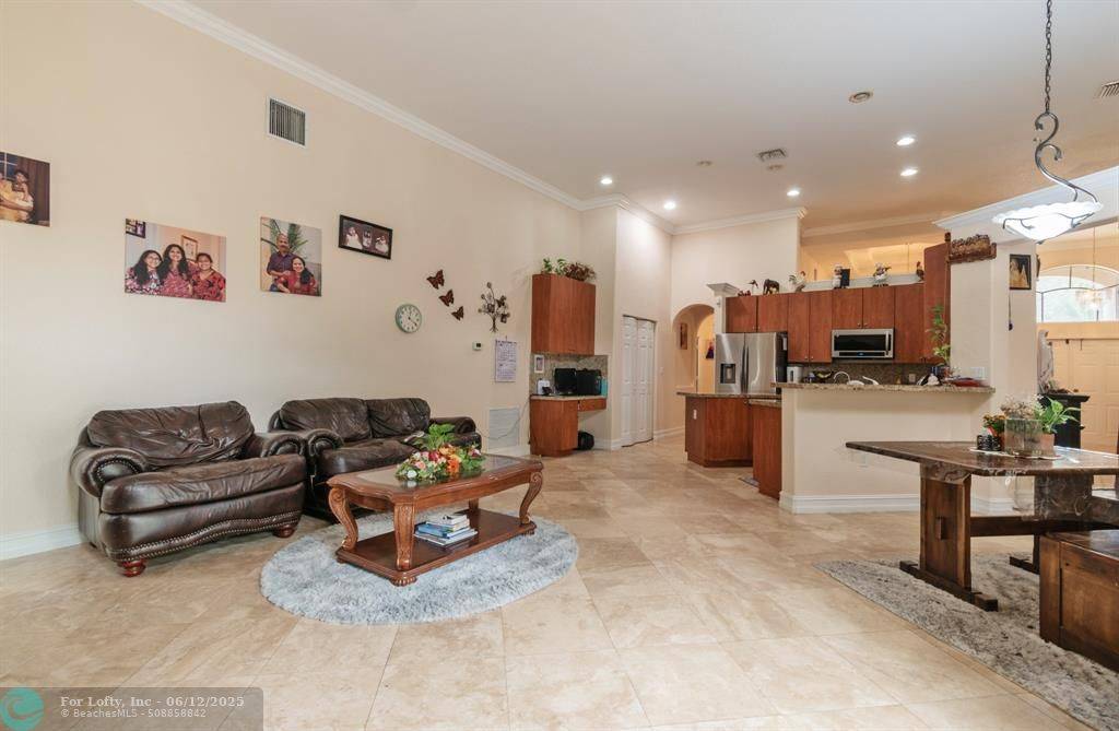 Pembroke Pines, FL 33028,13702 NW 16th St