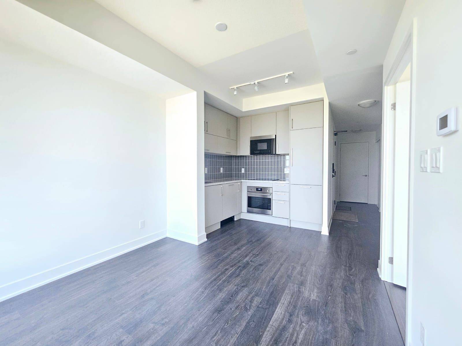 Markham, ON L6G 0H9,56 Andre De Grasse ST #1517