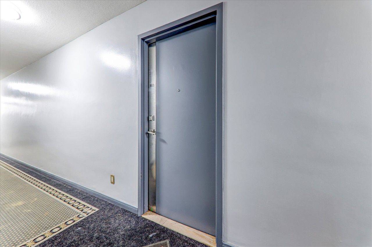 Toronto W05, ON M9L 2K2,2835 Islington AVE #503