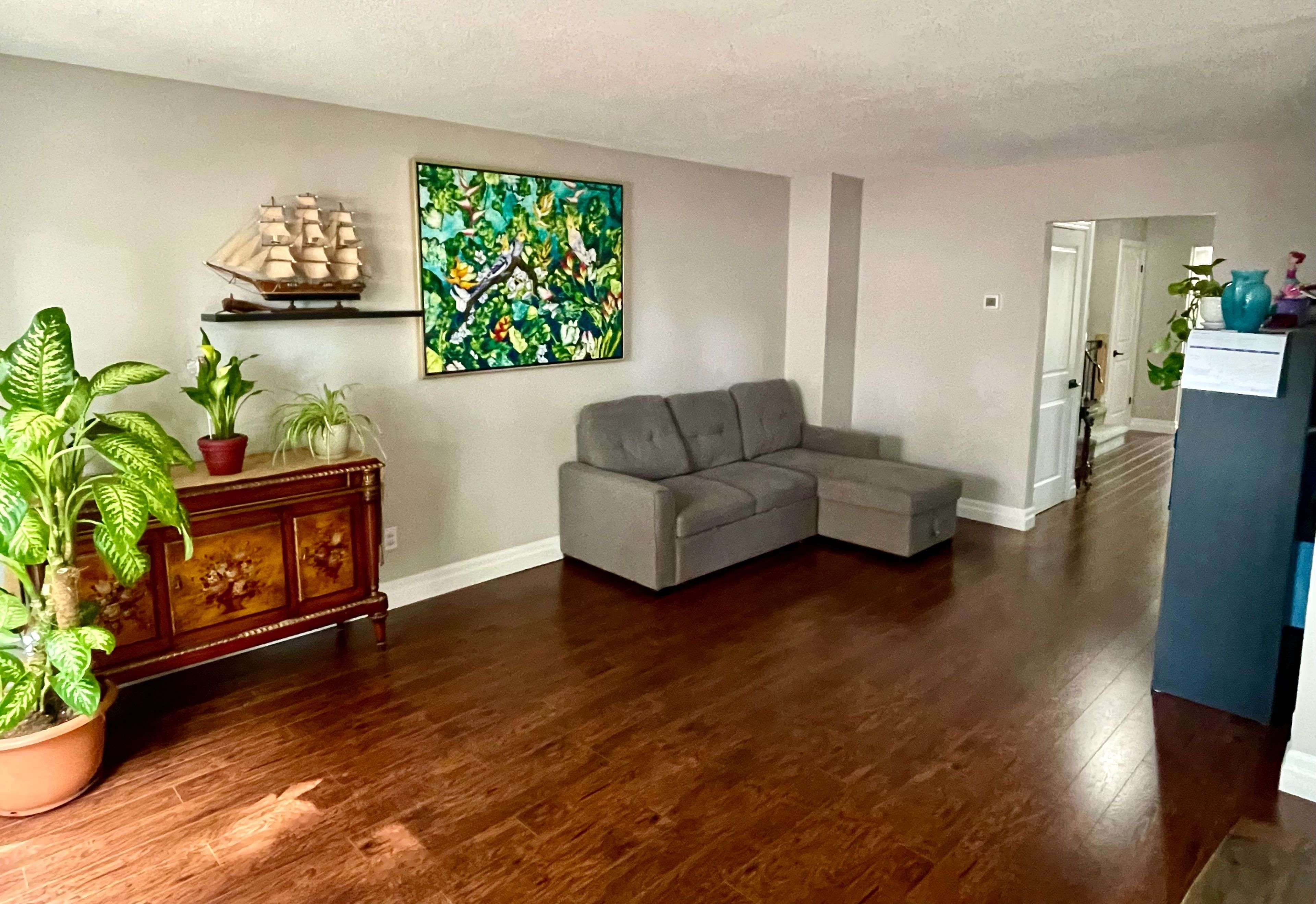 Burlington, ON L7L 5J9,4193 Longmoor DR #5