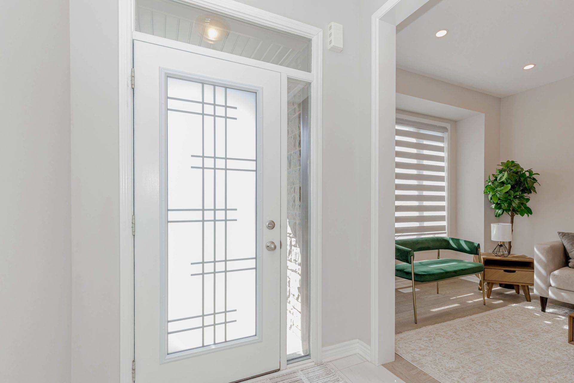 Milton, ON L9E 1X1,1371 Lobelia CRES