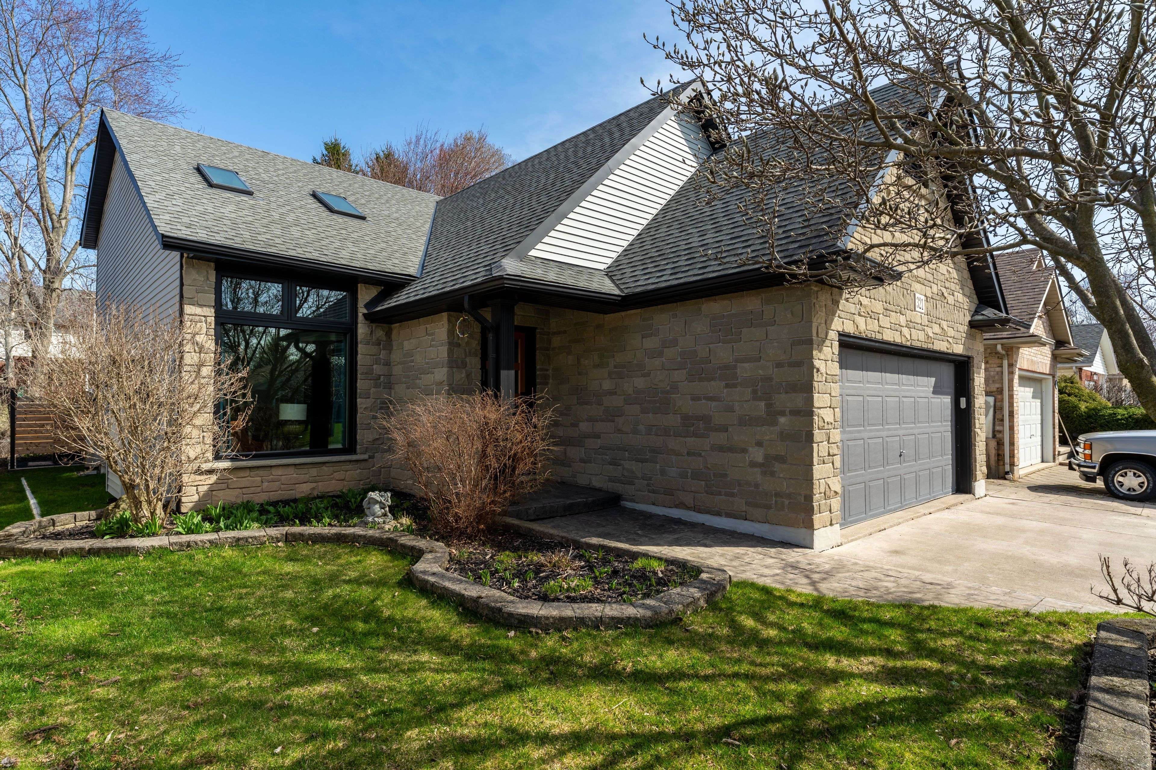 Pelham, ON L0S 1E4,321 Beckett CRES