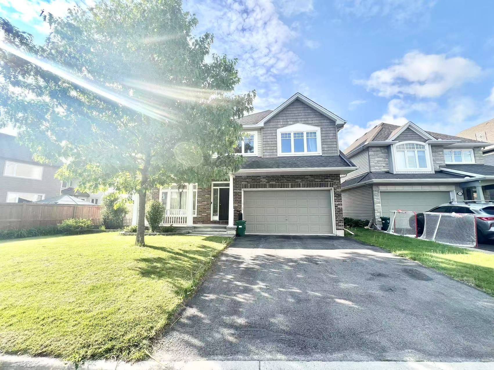 236 Gracewood CRES, Blossom Park - Airport And Area, ON K1T 0J1