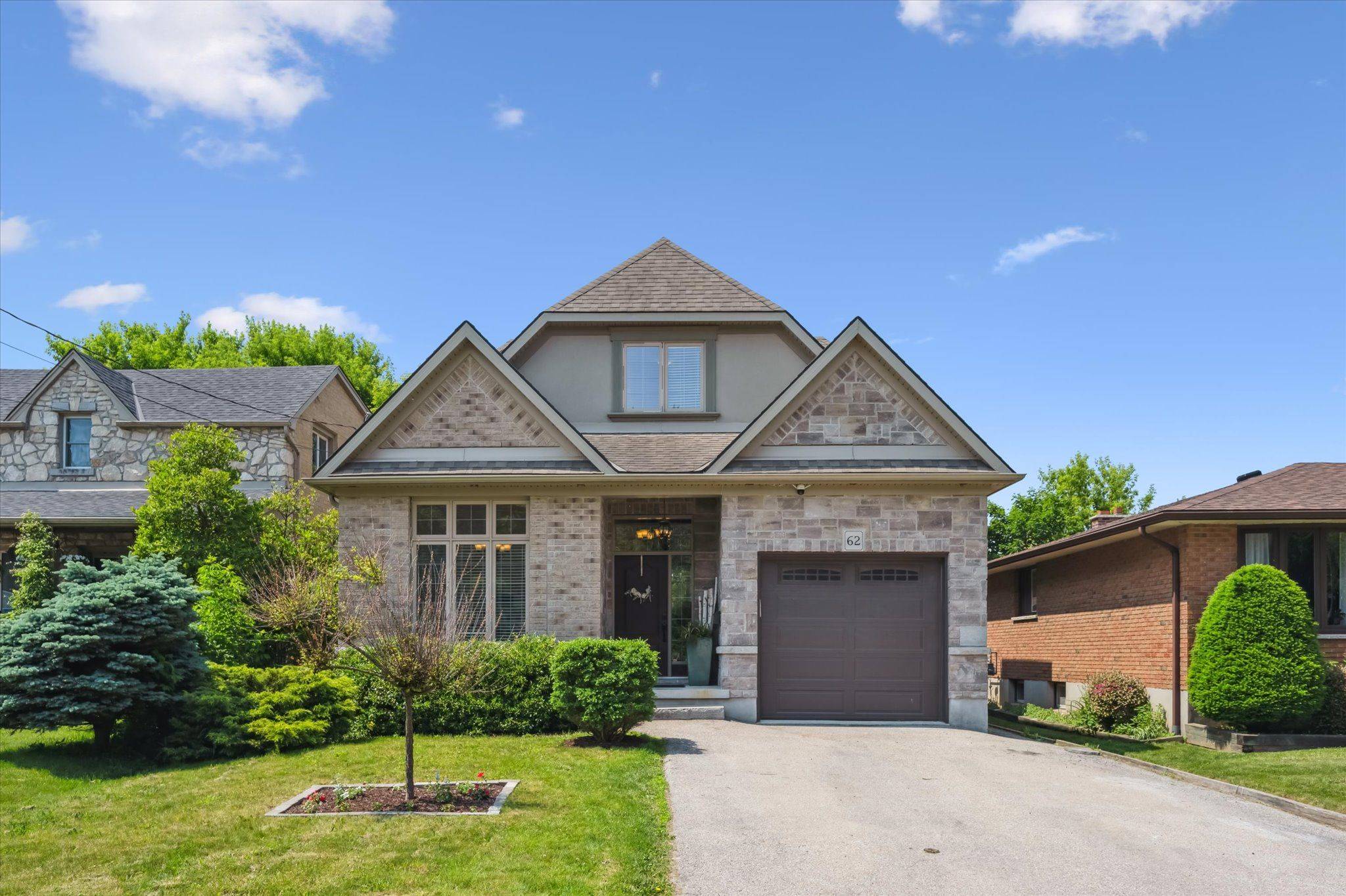 62 Alma ST N, Guelph, ON N1H 5X1