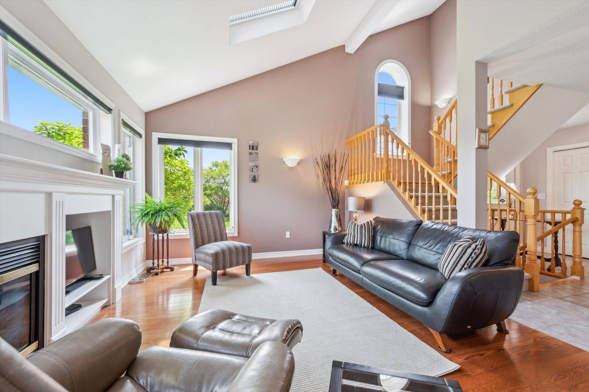 Guelph/eramosa, ON N0B 2K0,105 Riverwalk PL