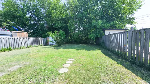Oshawa, ON L1J 5R8,139 Cabot ST
