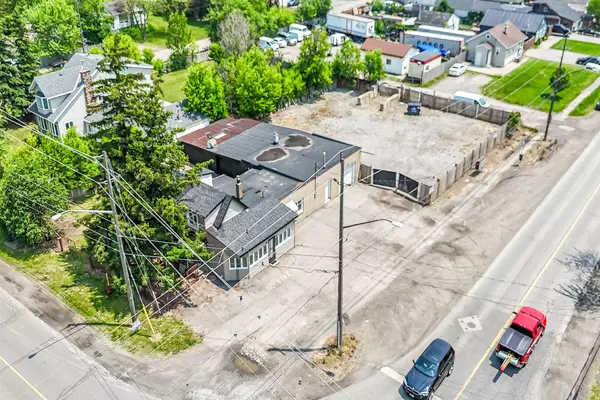 Hamilton, ON L8E 5N2,316 Jones RD