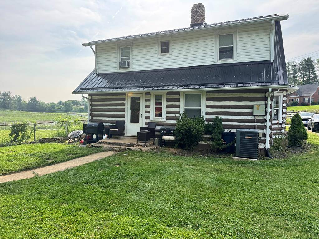 Galax, VA 24333,100 Kenbrook Dr.