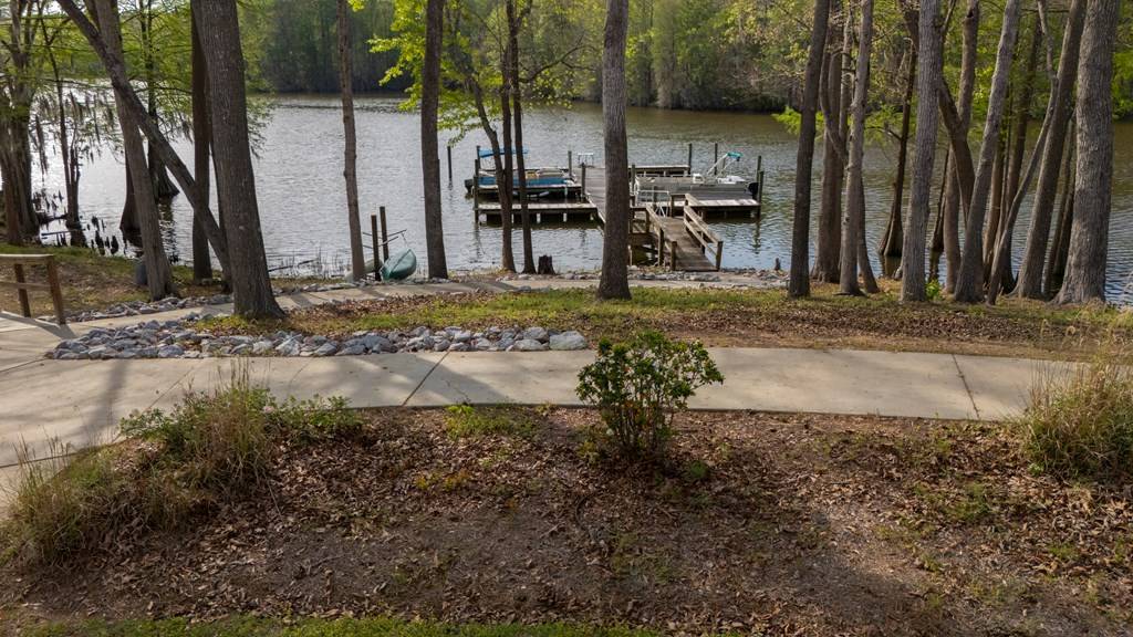 Santee, SC 29142,115 Ballard Lane