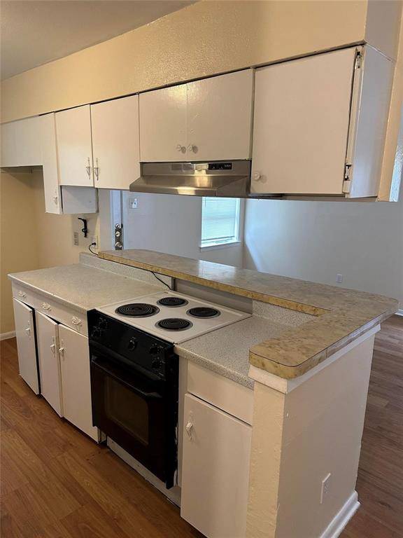 Dallas, TX 75228,9795 Twin Creek Circle