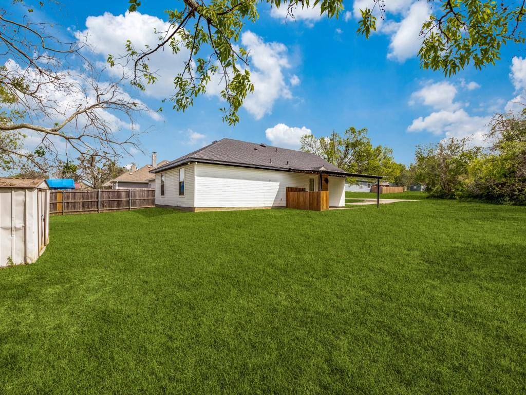 Pilot Point, TX 76258,416 Scott Lane