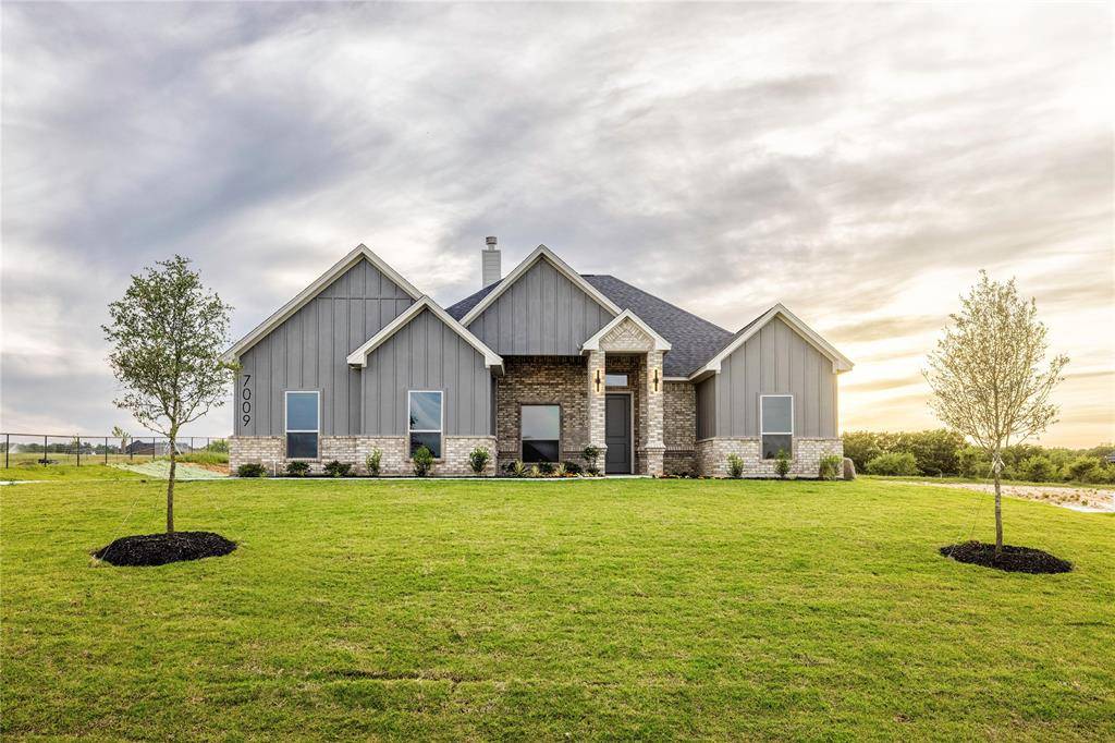 7009 Ranch View Place, Springtown, TX 76082