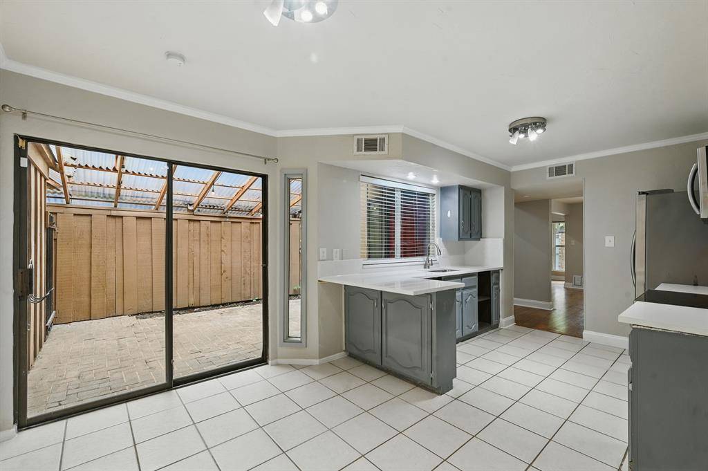 Farmers Branch, TX 75234,3189 Golden Oak Court