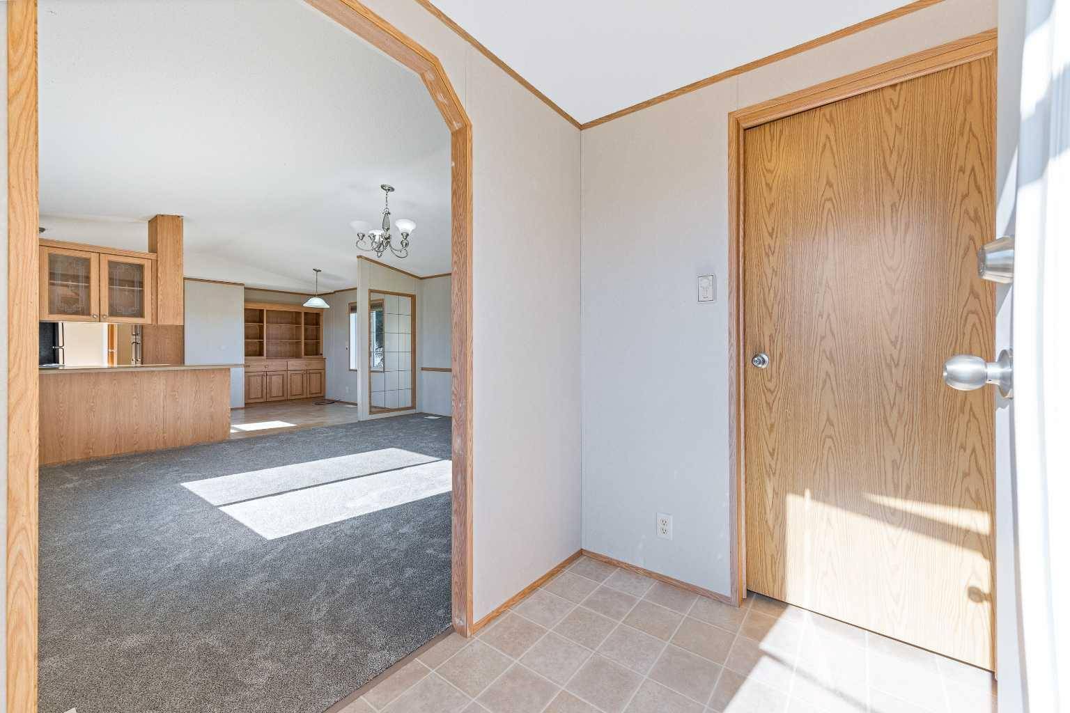 Kitscoty, AB T0B 2P0,5030 48 AVE