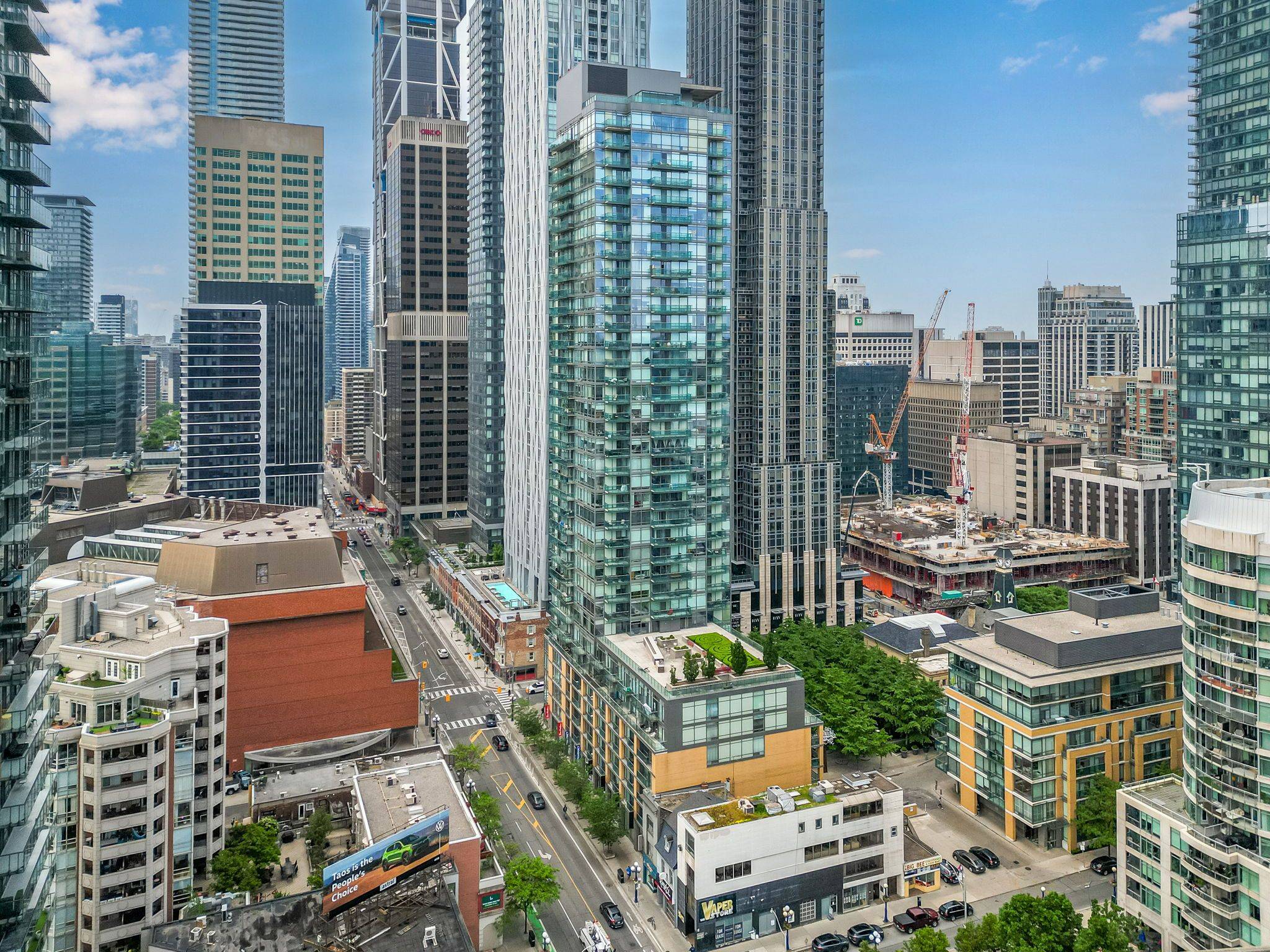 Toronto C02, ON M4W 3Y8,18 Yorkville AVE #508