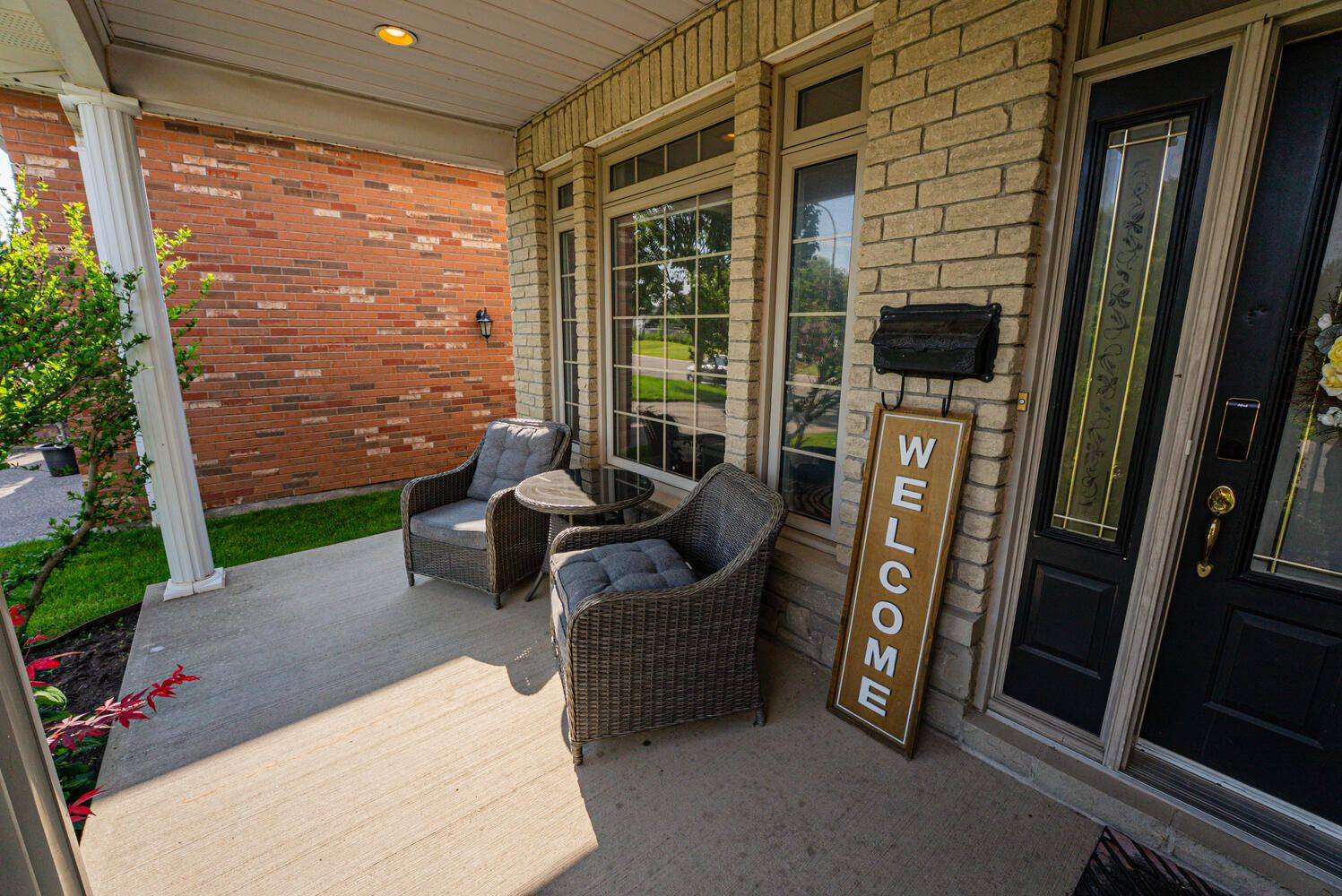 Whitby, ON L1N 9T4,10 Otto CT