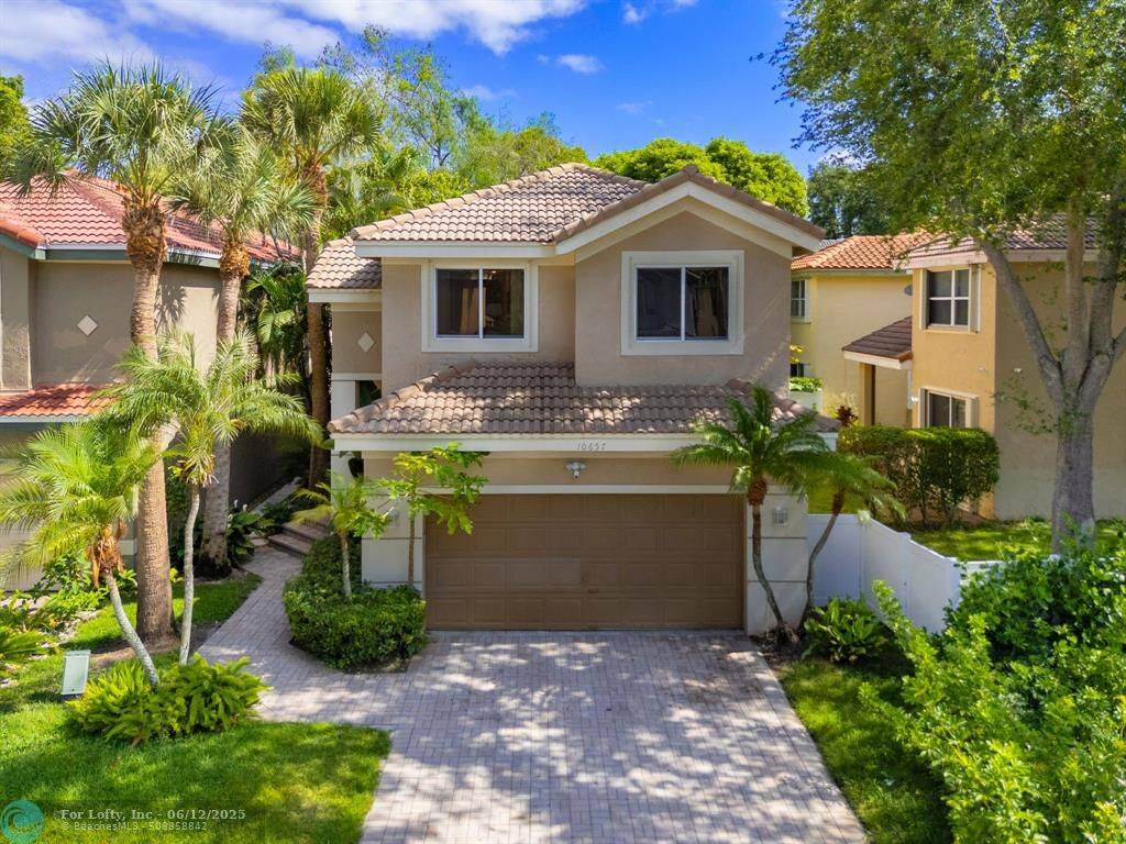 10657 NW 1st St, Plantation, FL 33324