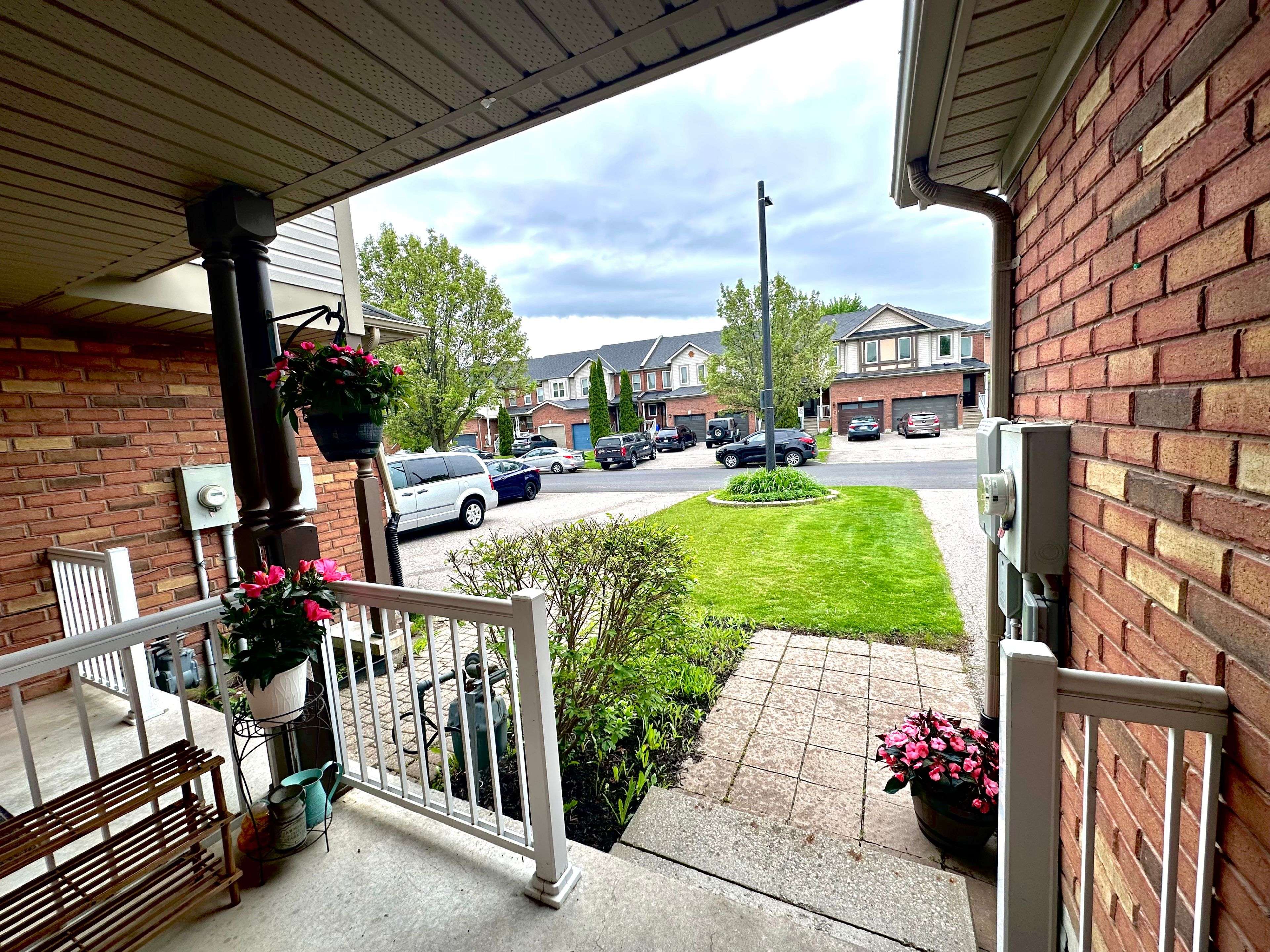 Georgina, ON L4P 4E7,12 Crittenden DR
