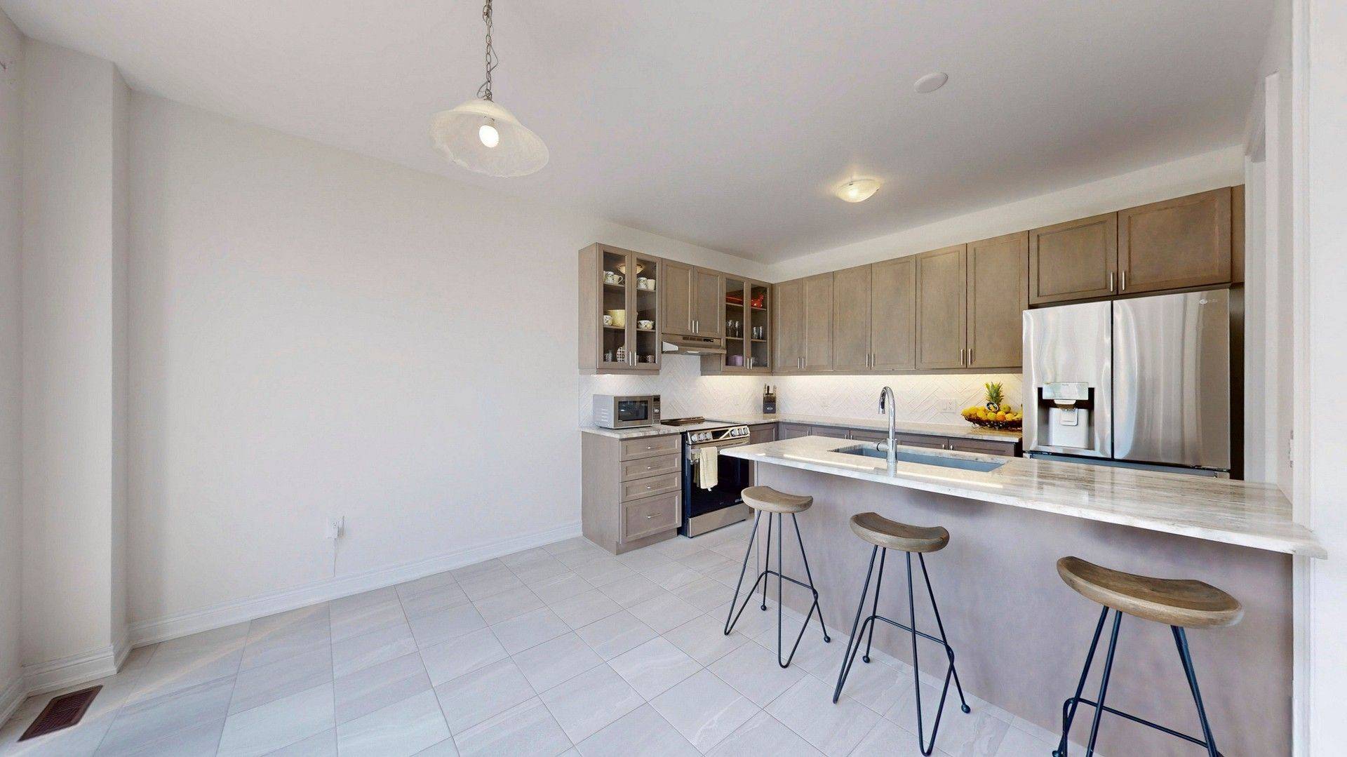 199 SEAVIEW HTS, East Gwillimbury, ON L9N 0S3