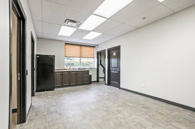 Mississauga, ON L5J 2M4,2100 South Sheridan WAY