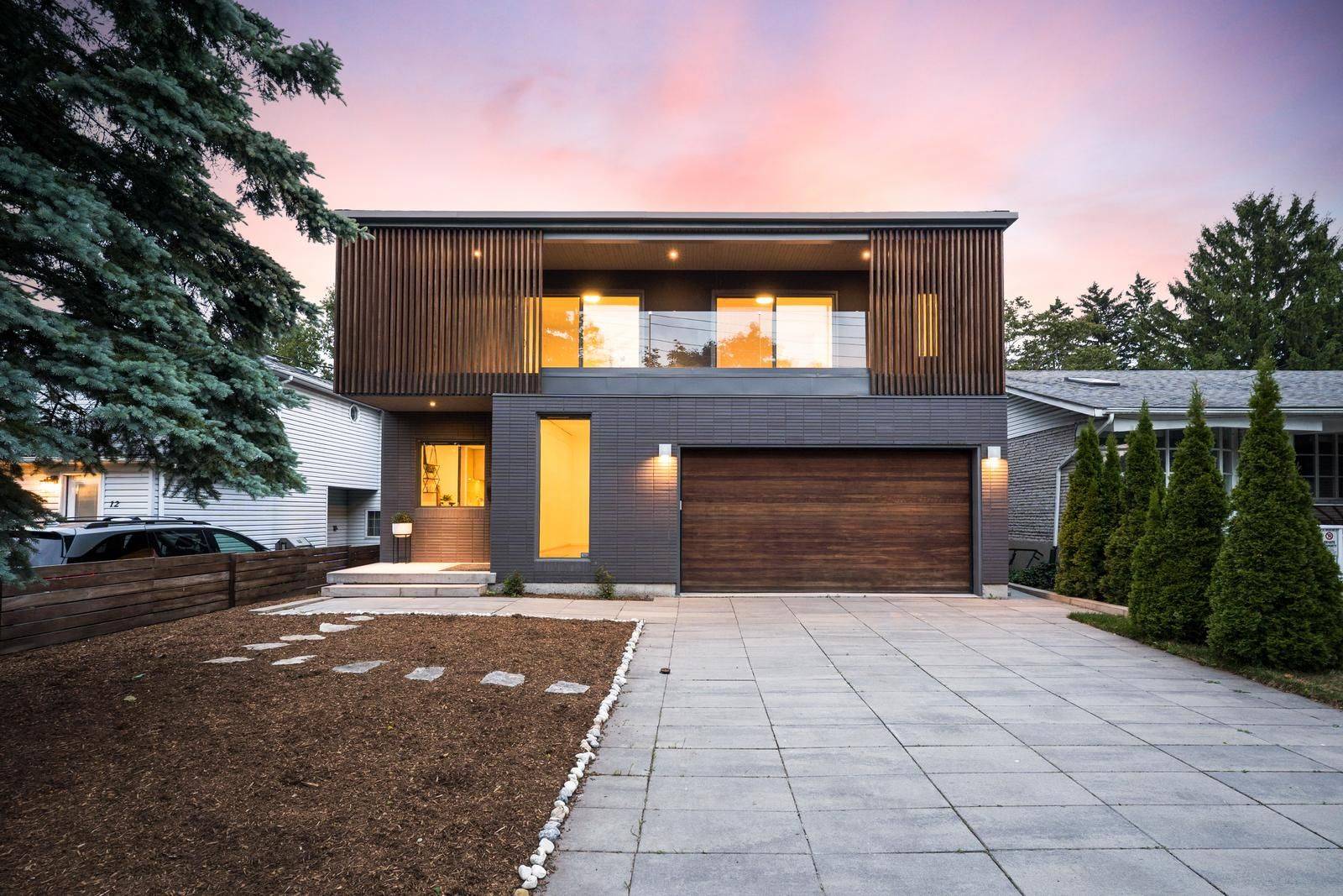 14 Maple ST, Guelph, ON N1G 2G2