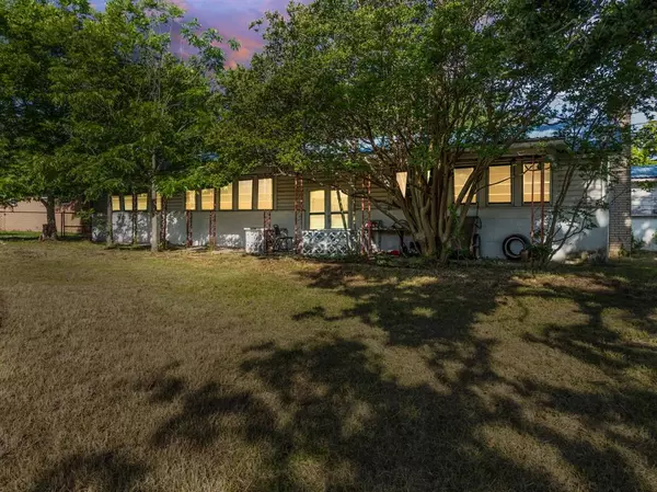 1089 State Highway 22, Whitney, TX 76692
