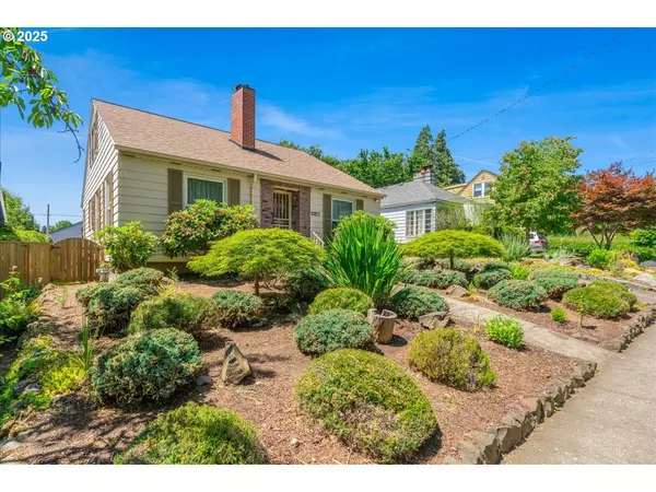 Portland, OR 97215,2327 SE 60TH AVE