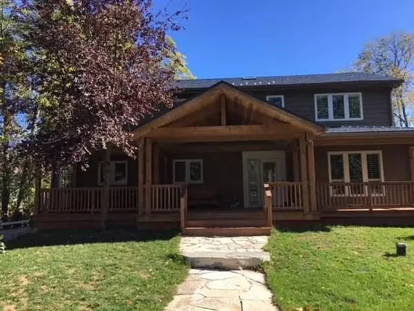 155 Lakeshore BLVD, Innisfil, ON L0L 1R0