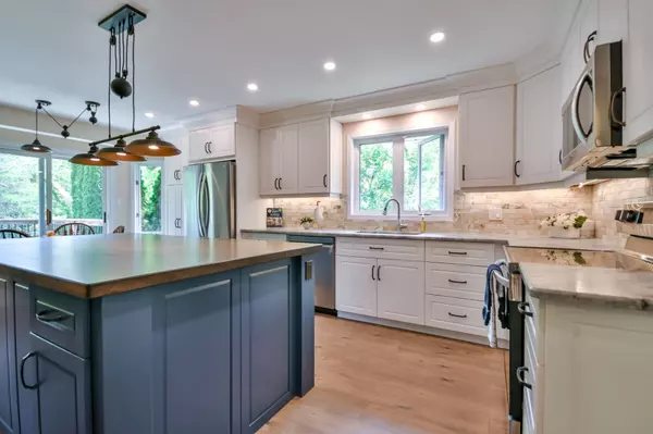 Springwater, ON L9X 0N8,34 Cairns BLVD