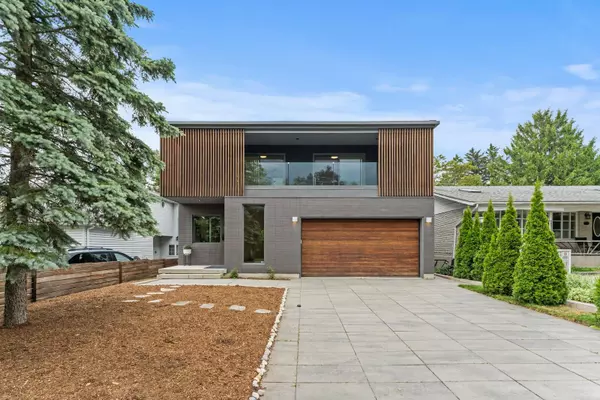 Guelph, ON N1G 2G2,14 Maple ST