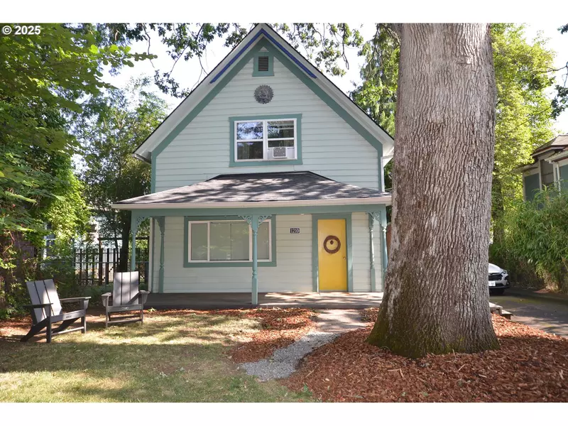 1210 EUGENE ST, Hood River, OR 97031