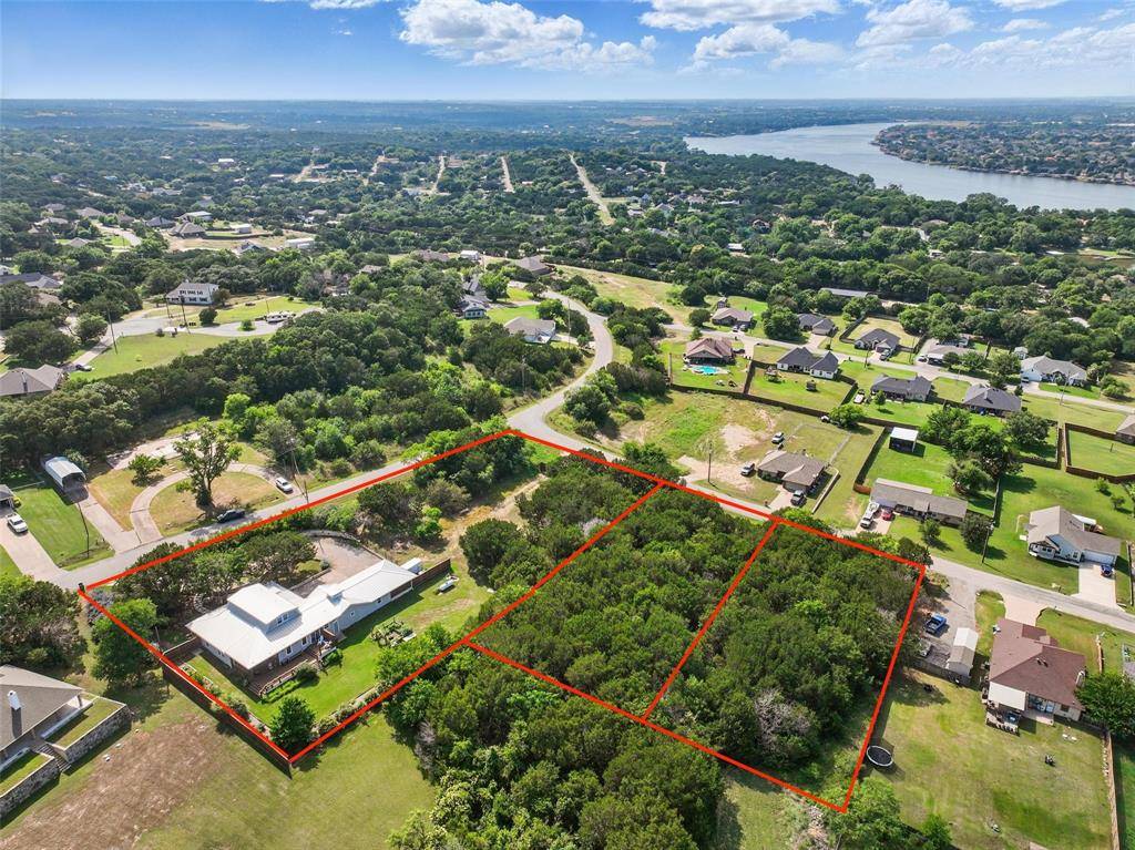 Granbury, TX 76048,1305 W Chippewa Trail