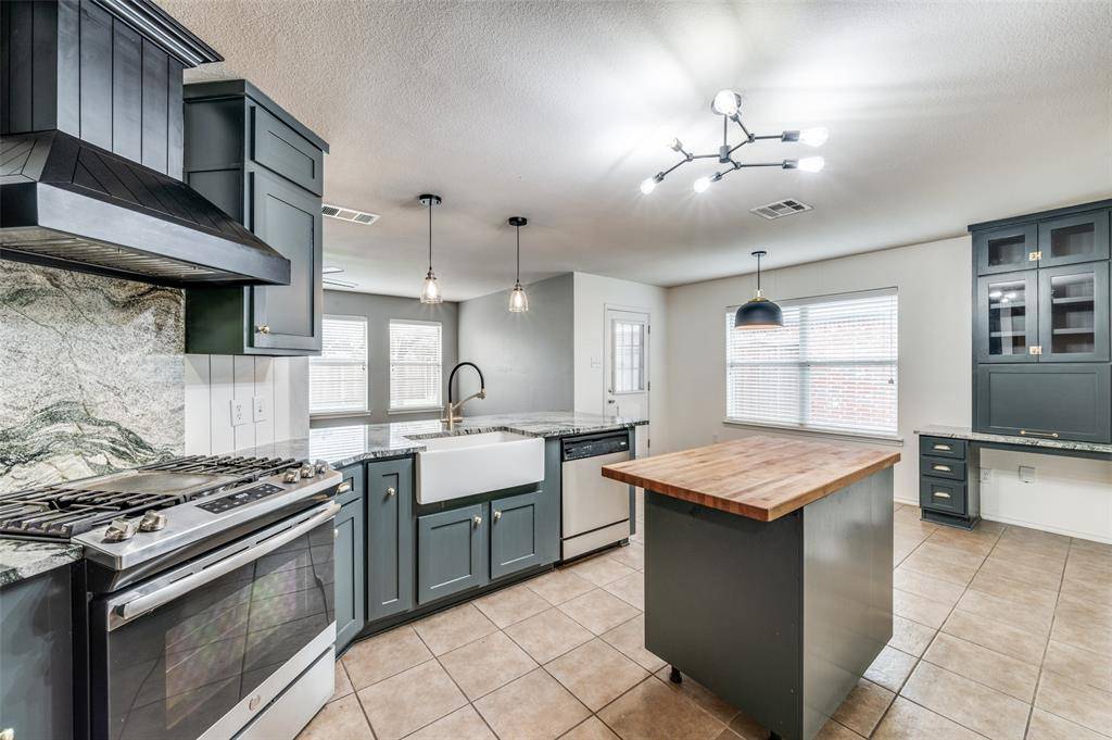 Mckinney, TX 75072,9917 Laurel Cherry Drive