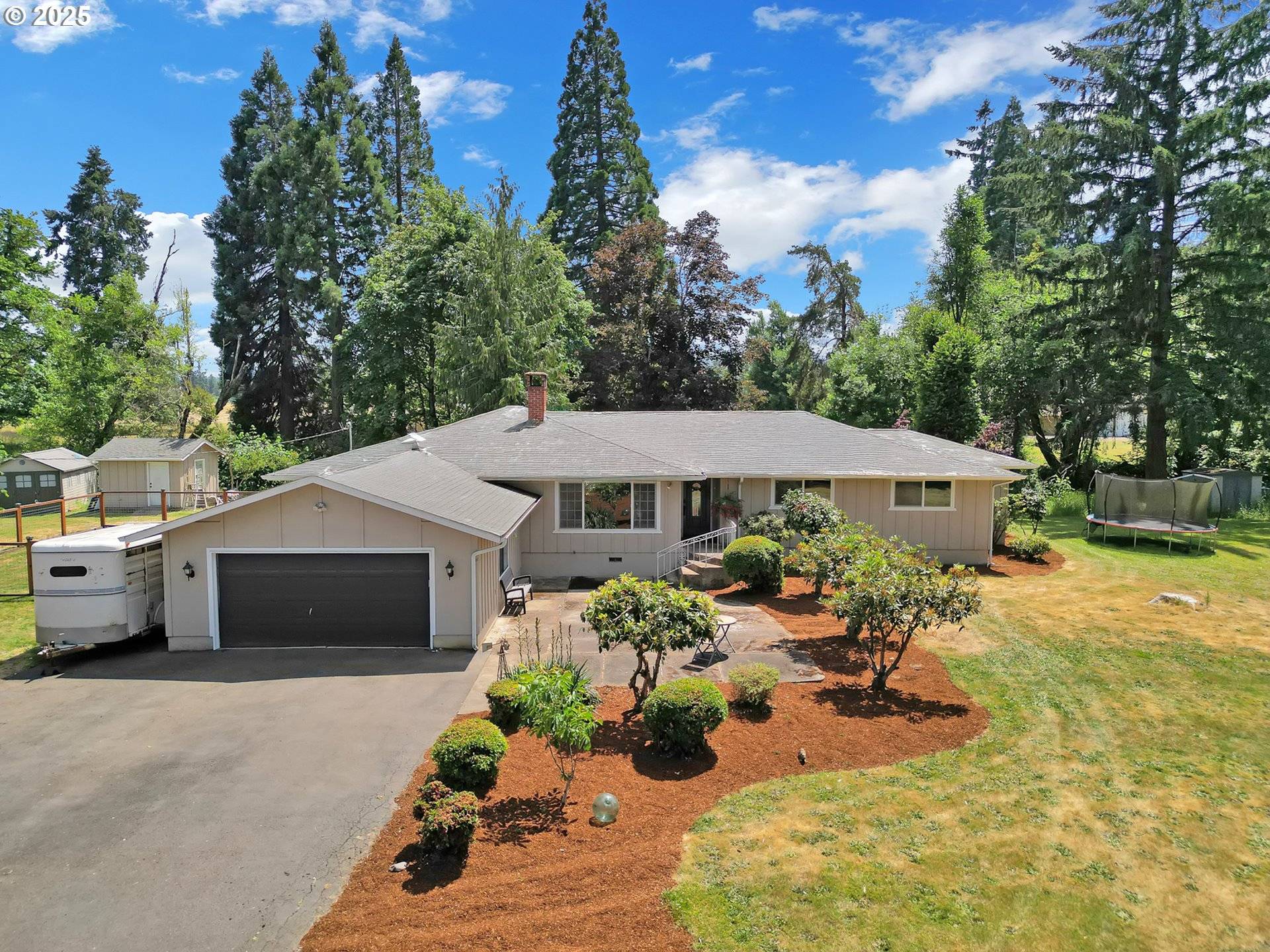 37466 RIVERSIDE DR, Pleasant Hill, OR 97455