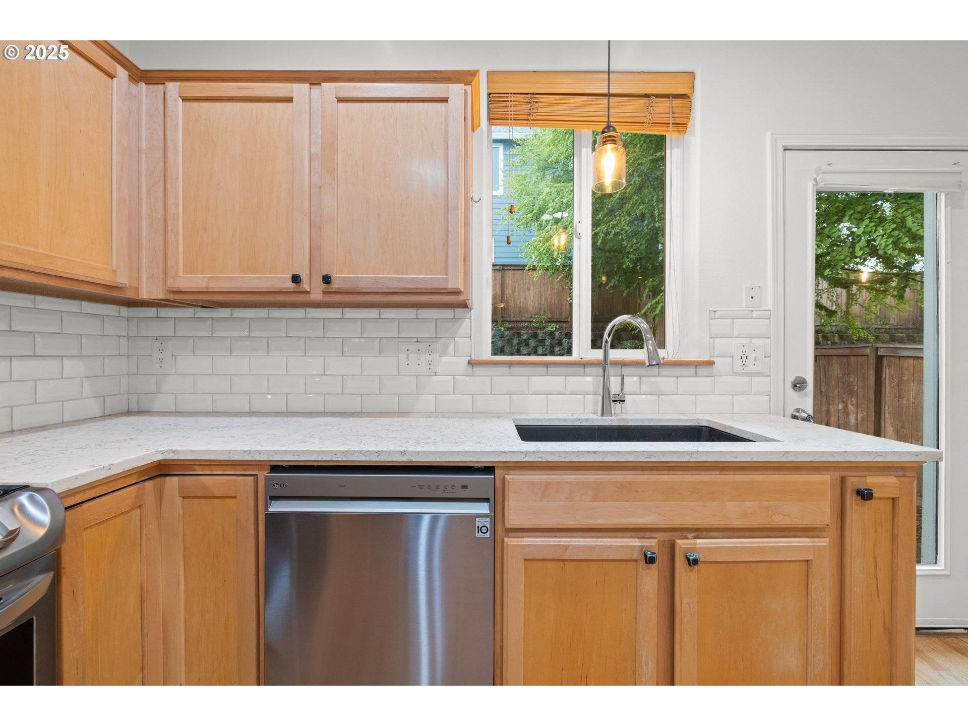 Sherwood, OR 97140,21755 SW VINTNER LN