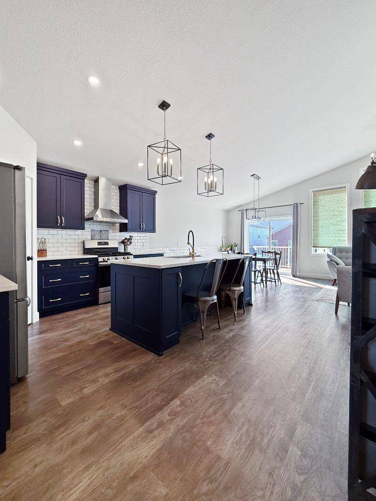 Coalhurst, AB T0L 0V2,308 Greenwood PL