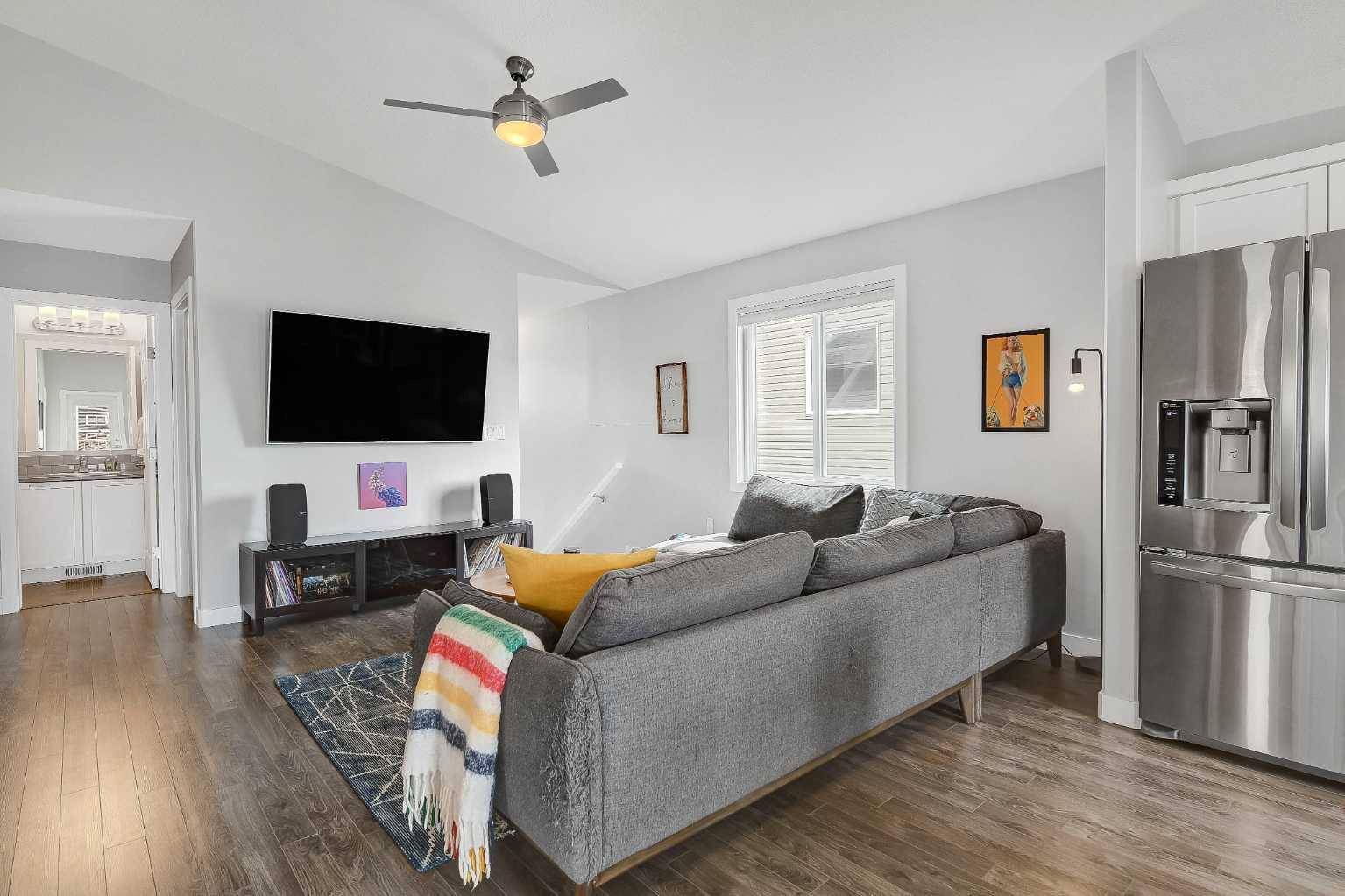 Grande Prairie, AB T8X 0P3,8614 88B ST