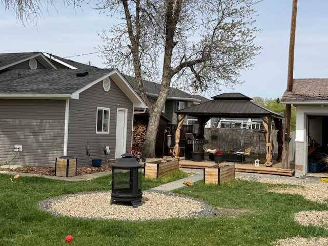 148 4 ST, Drumheller, AB T0J 0Y0