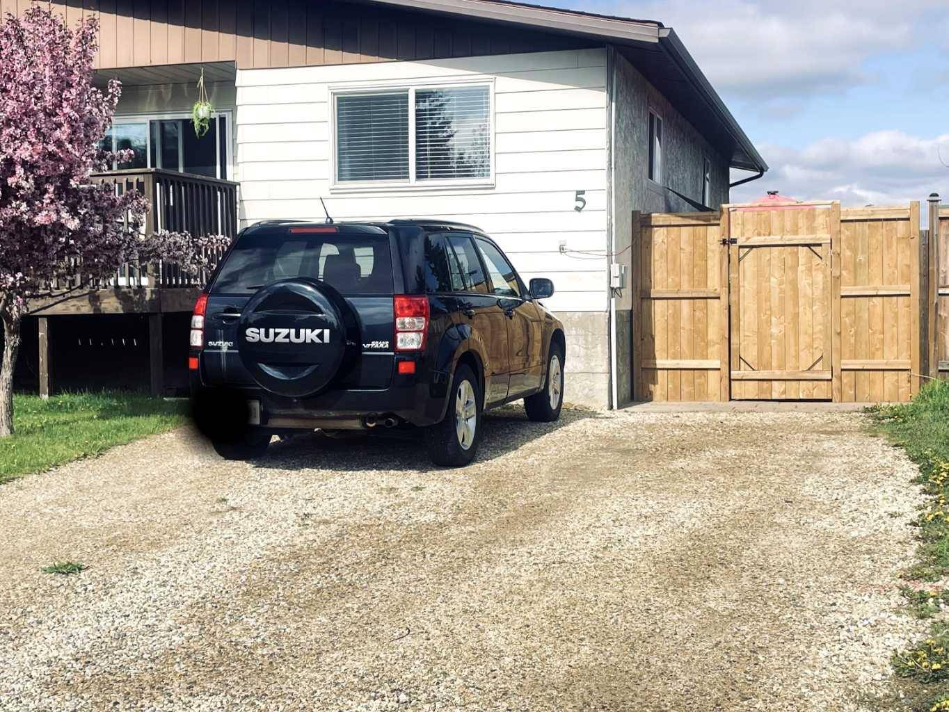 Sylvan Lake, AB T4S 1J5,5 Parkland DR