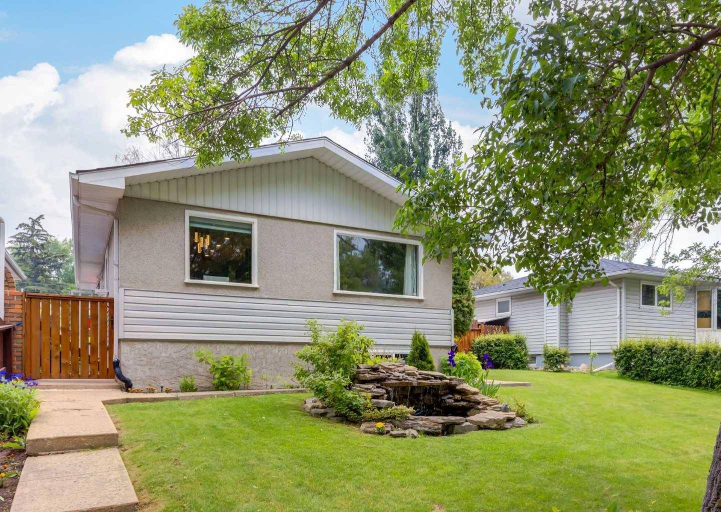 1040 16 ST NE, Calgary, AB T2E 4S8