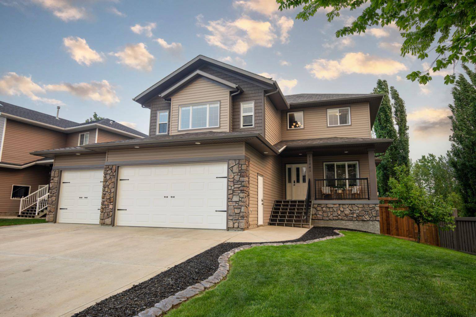 11041 65 AVE, Grande Prairie, AB T8W 0B4