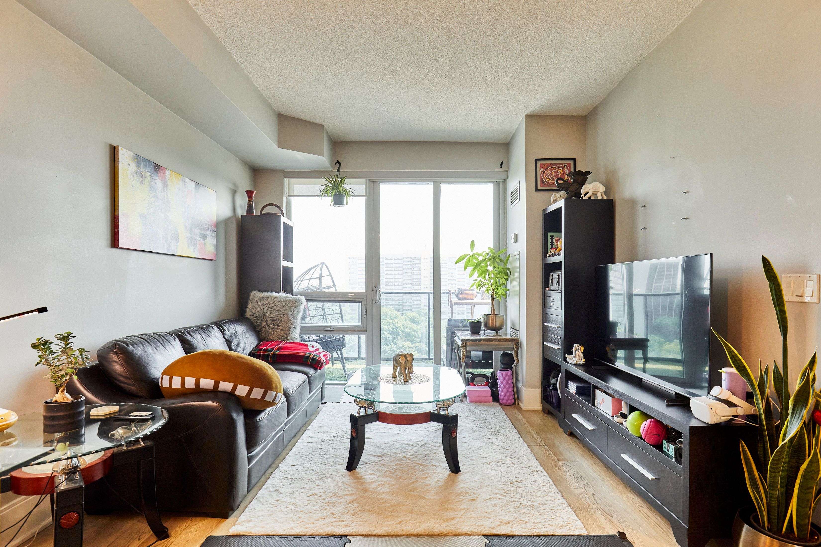 Toronto C13, ON M3C 0C6,181 Wynford DR #1401