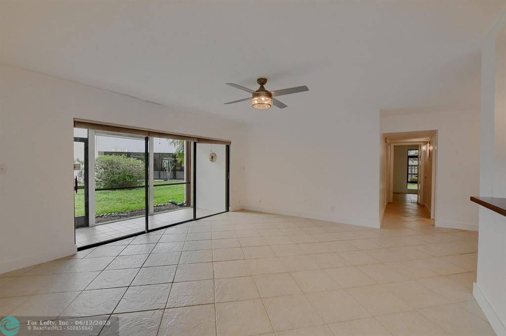 Delray Beach, FL 33444,516 Osprey Drive  #14a