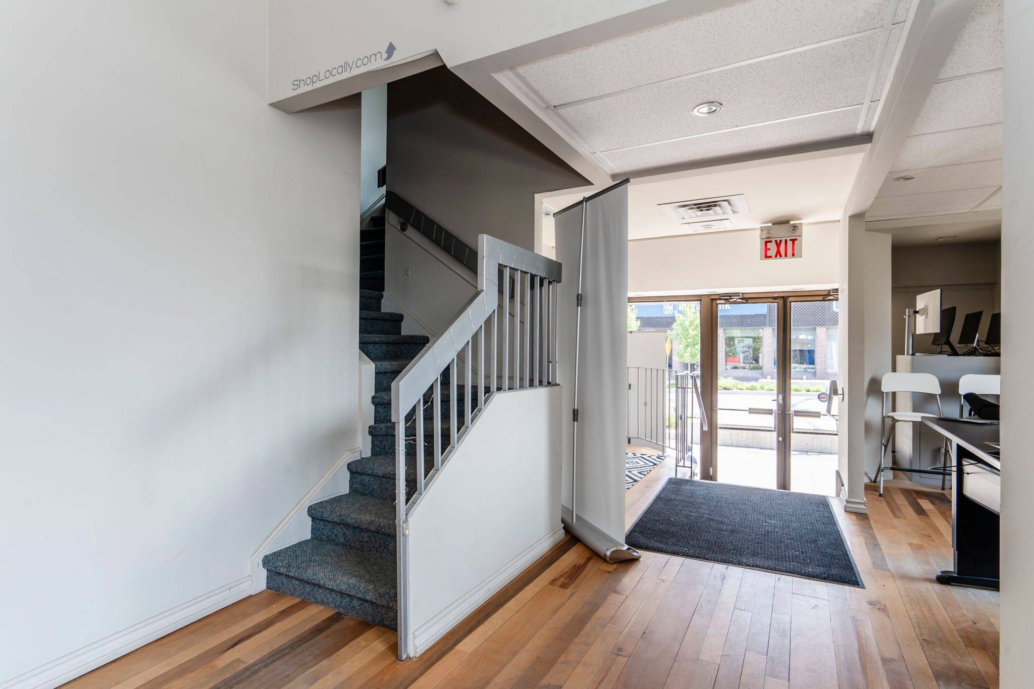 Midland, ON L4R 3M3,270 King ST