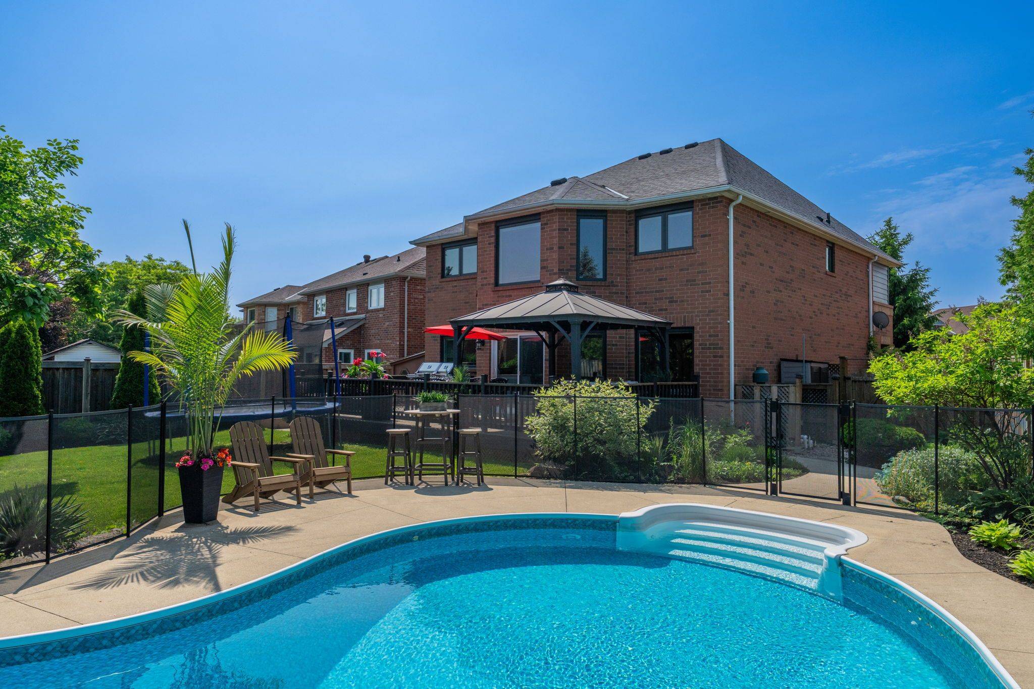 Halton Hills, ON L7G 5W7,28 Harriet ST