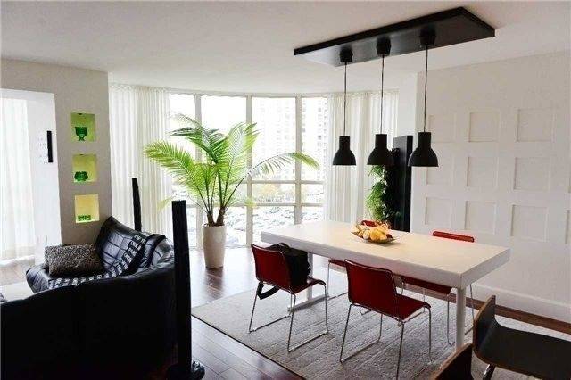 Mississauga, ON L5R 3P5,50 Eglinton AVE W #505