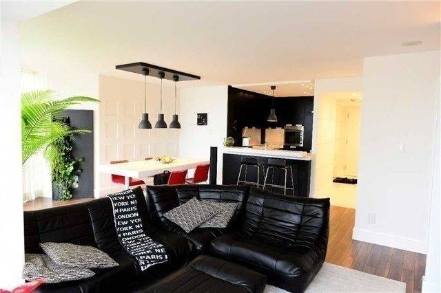 Mississauga, ON L5R 3P5,50 Eglinton AVE W #505