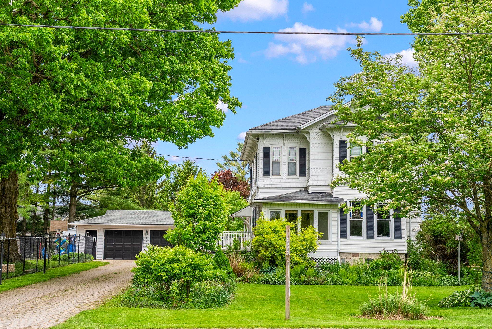 Howick, ON N0G 2X0,1047 GIBSON ST