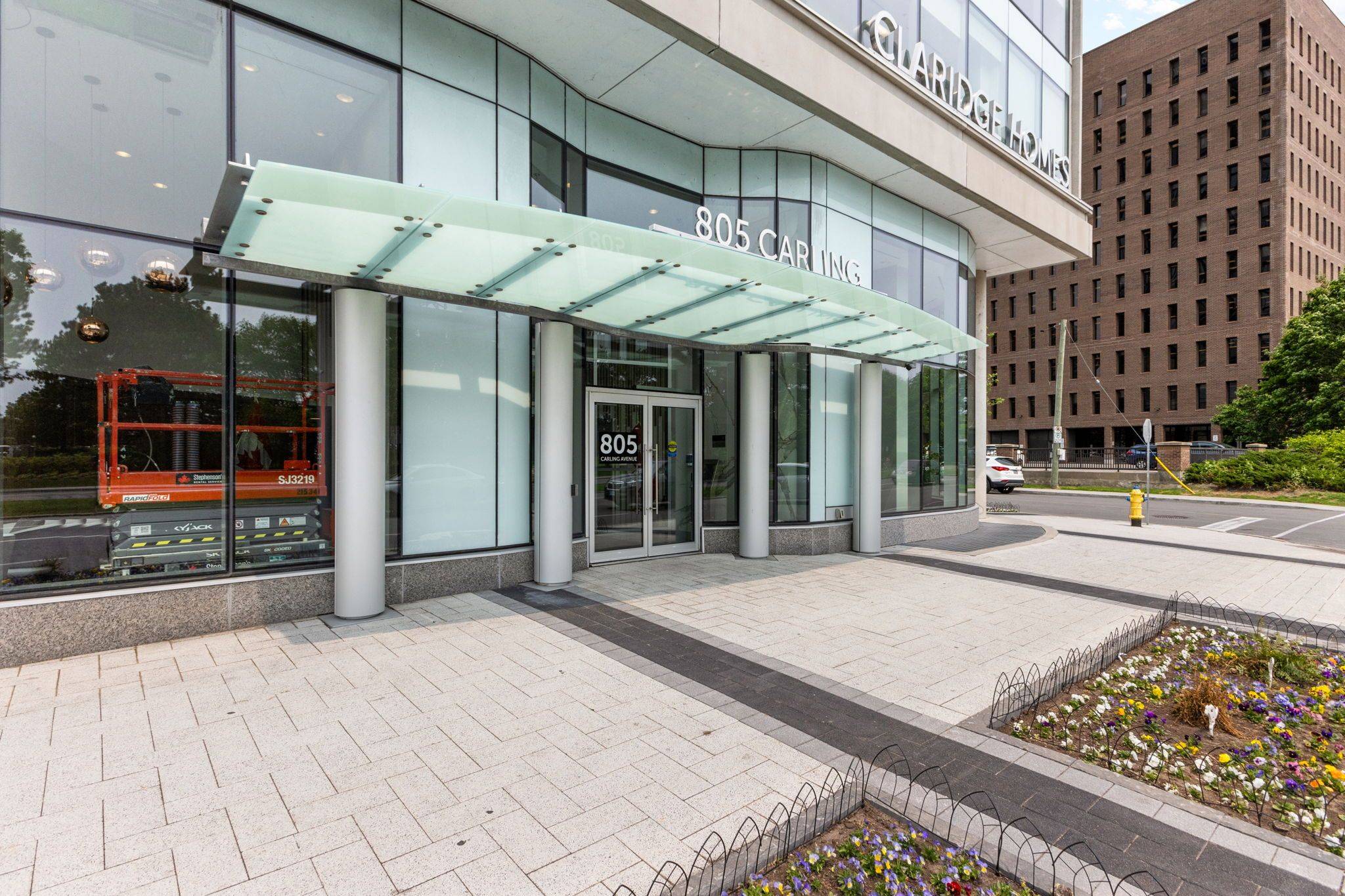 805 Carling AVE #809, Dows Lake - Civic Hospital And Area, ON K1S 5W9