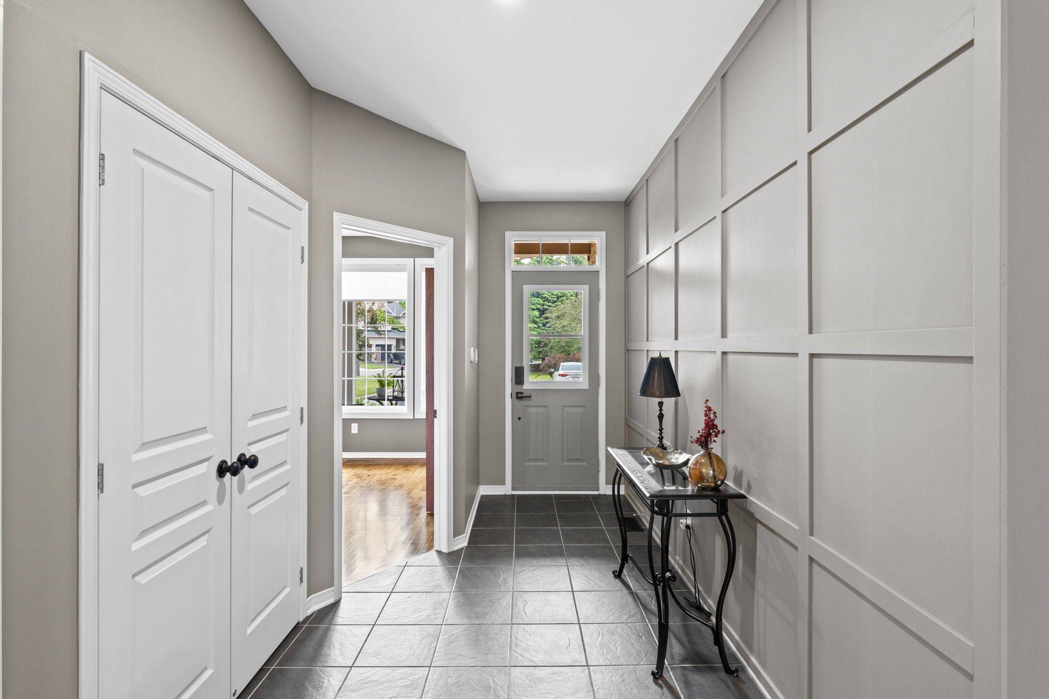 Barrhaven, ON K2J 5E6,104 Heathercrest Private N/A